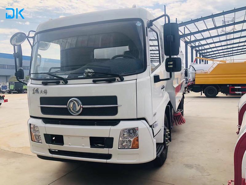 product-1-1 Vacuum Truck3